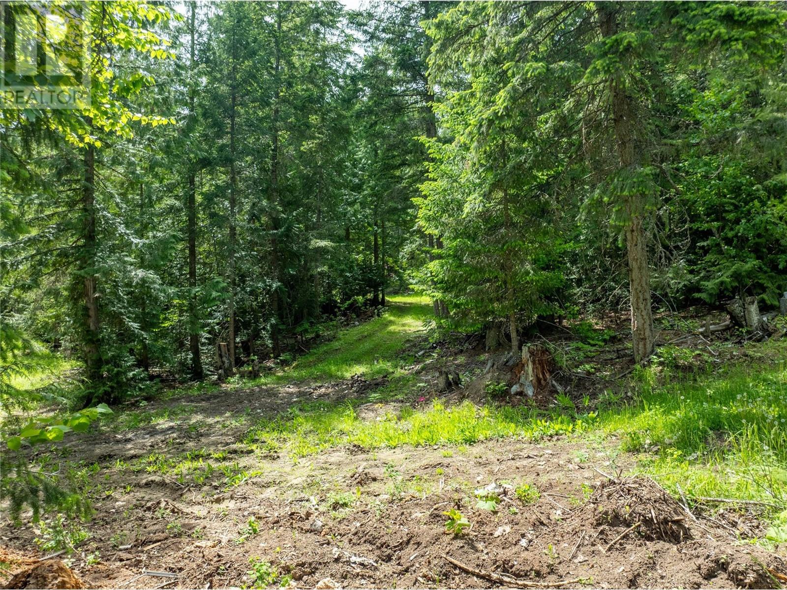  3175 Hautala Road, Sorrento