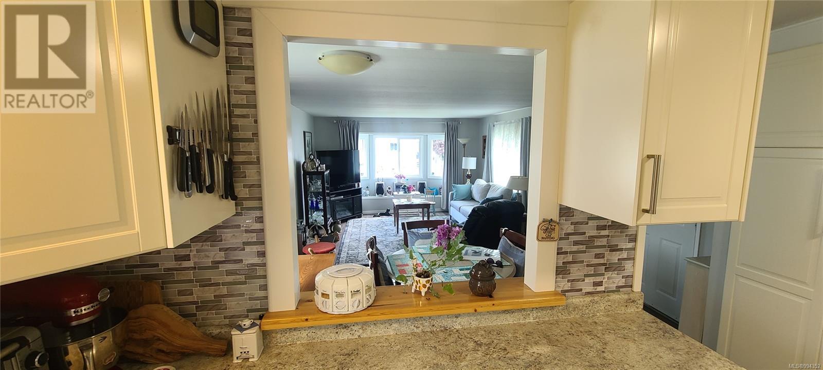 11 150 CORFIELD St N, Parksville real estate listing 994352