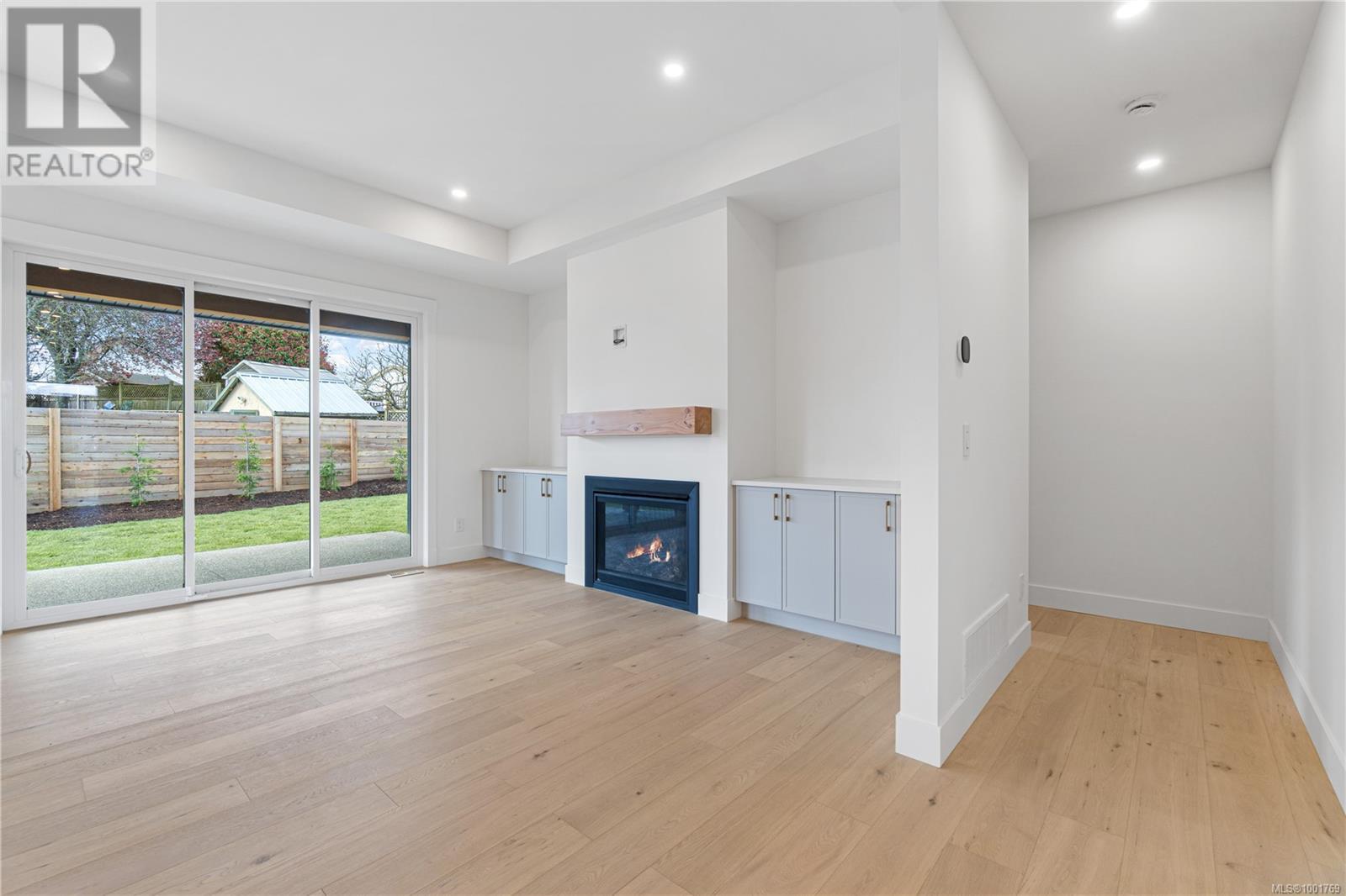 51 Sun West Pl, Parksville real estate listing 1001769