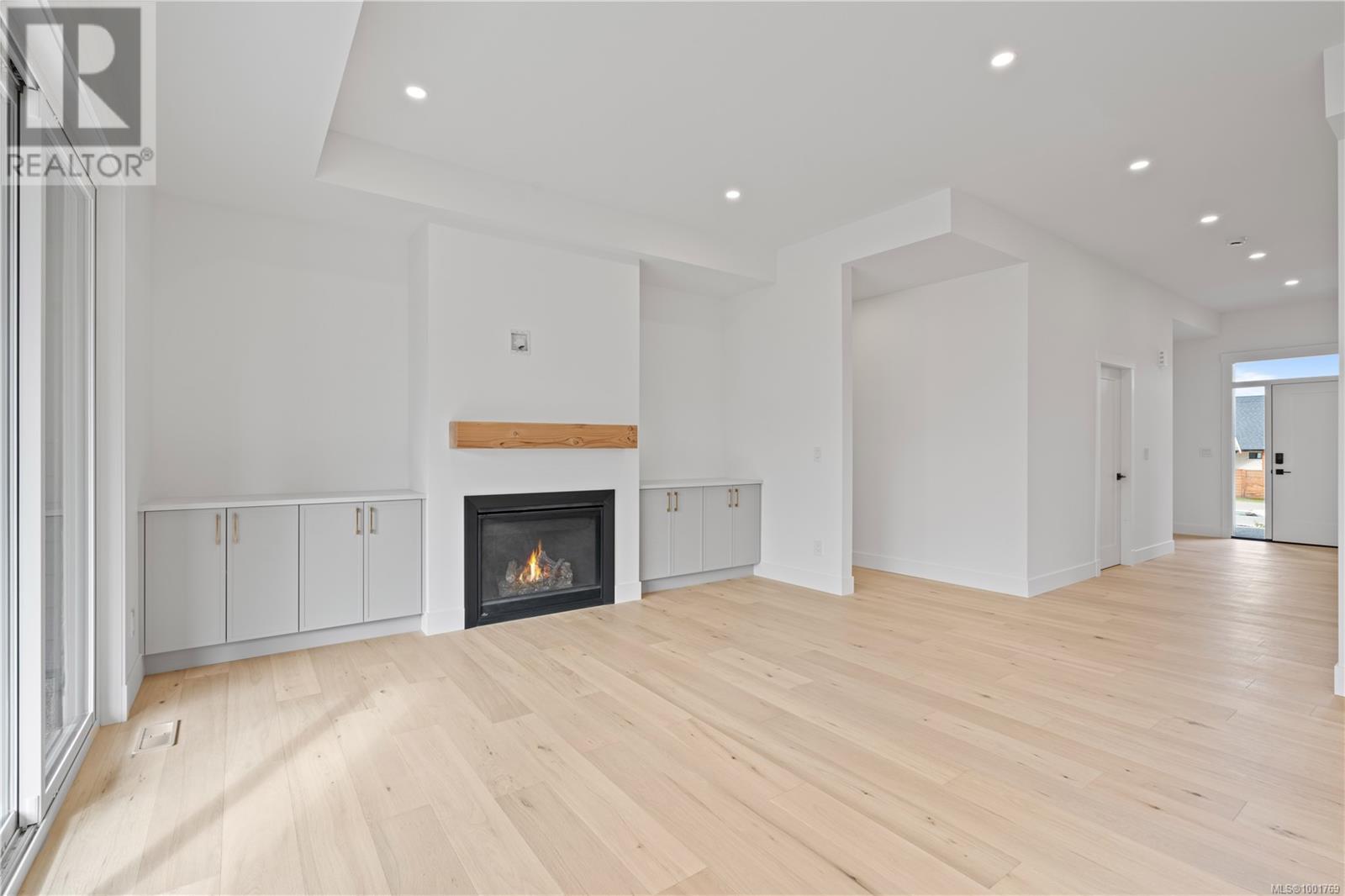 51 Sun West Pl, Parksville real estate listing 1001769