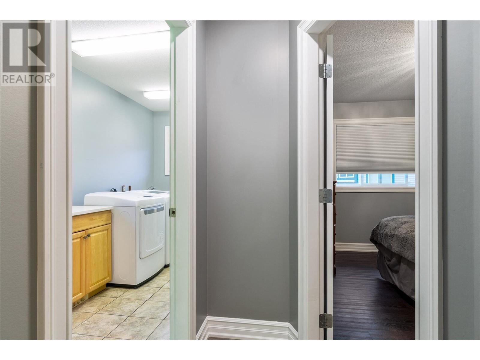  1040 14 Avenue Southeast, Salmon Arm