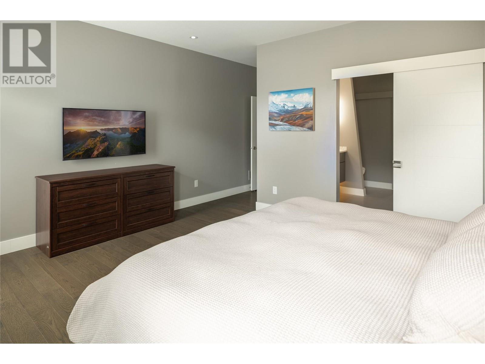  1154 Stockley Street, Kelowna