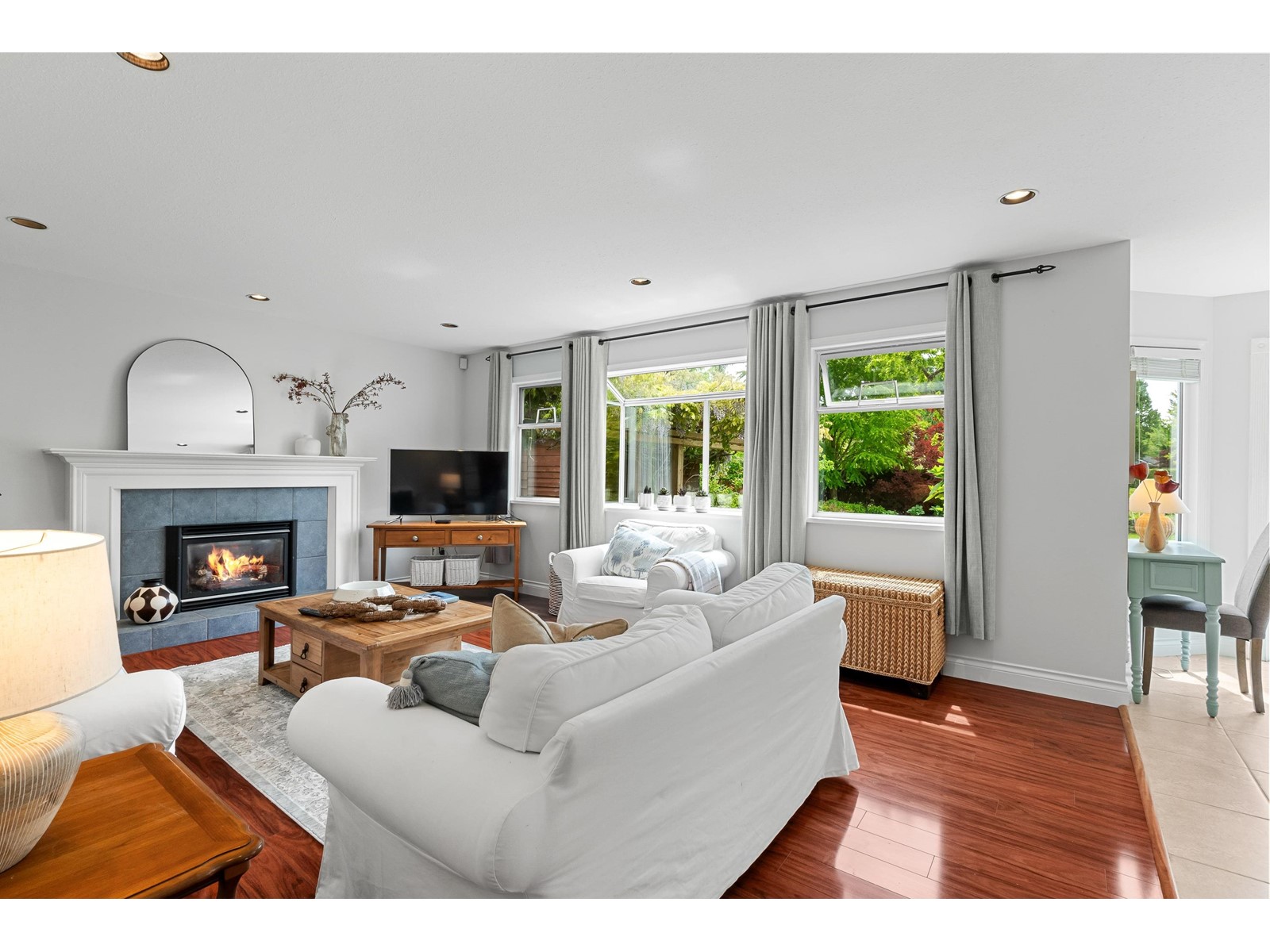 Photo 18 of 13808 19 A Avenue, Surrey BC