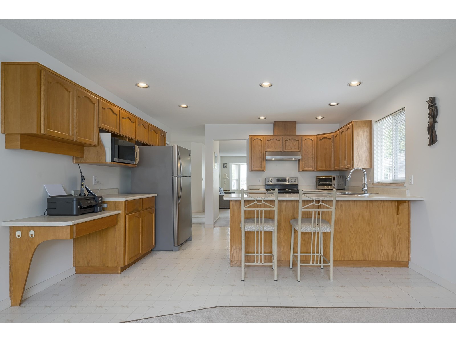 Photo 10 of 2712 269 Street, Langley BC