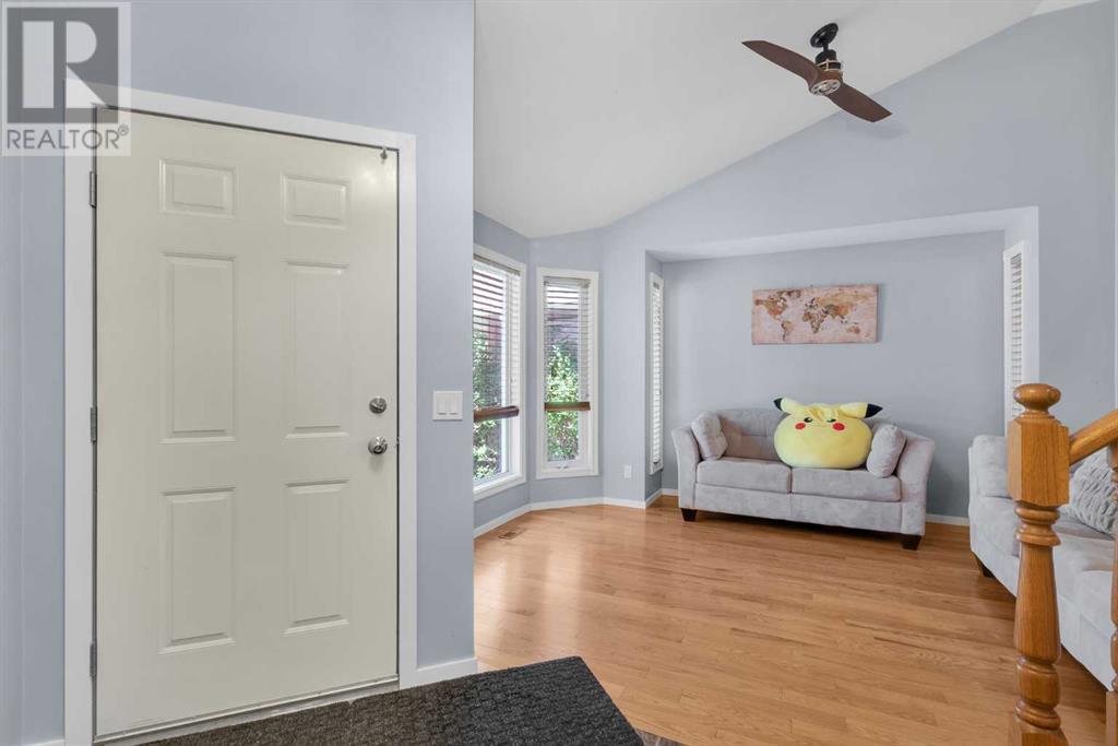 Single Family House 3 Level for Sale in  Harvest glen Rise NE Harvest Hills Calgary 