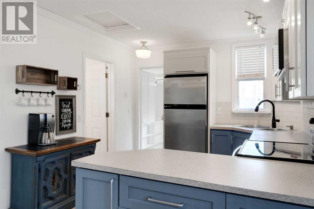 Single Family House Bungalow for Sale in   Avenue NW Capitol Hill Calgary 