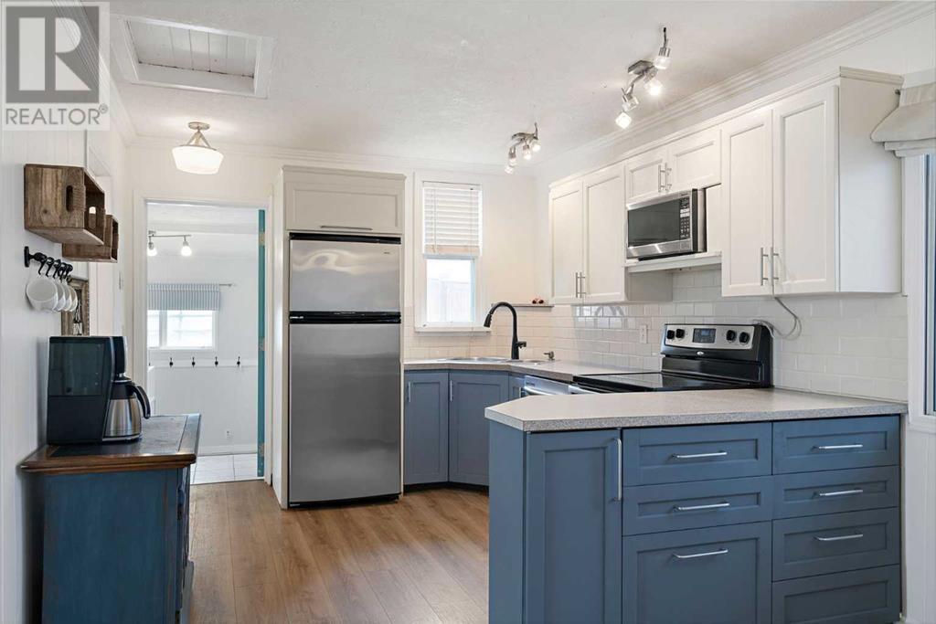 Single Family House Bungalow for Sale in   Avenue NW Capitol Hill Calgary 