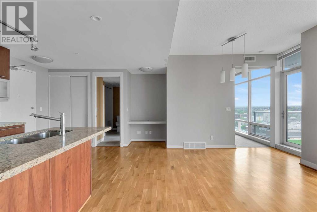 Single Family House for Sale in    Avenue SW Beltline Calgary 