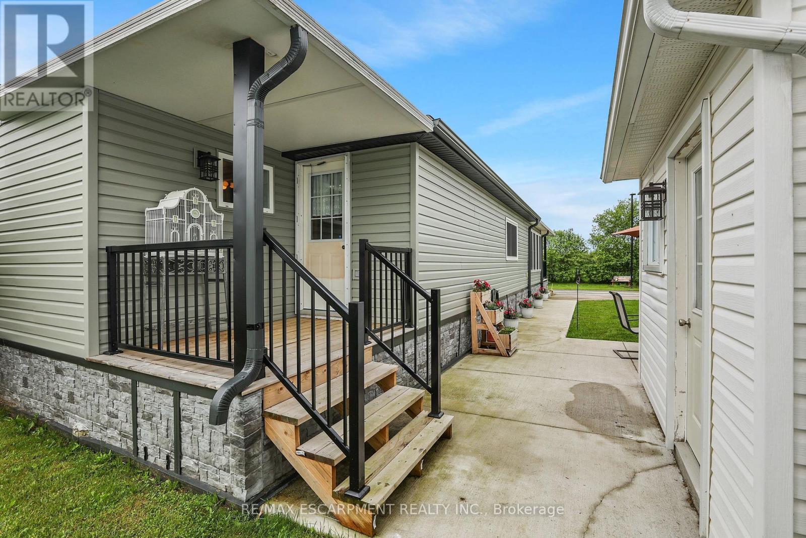 Photo 10 of 150 3033 Townline Road, Fort Erie ON