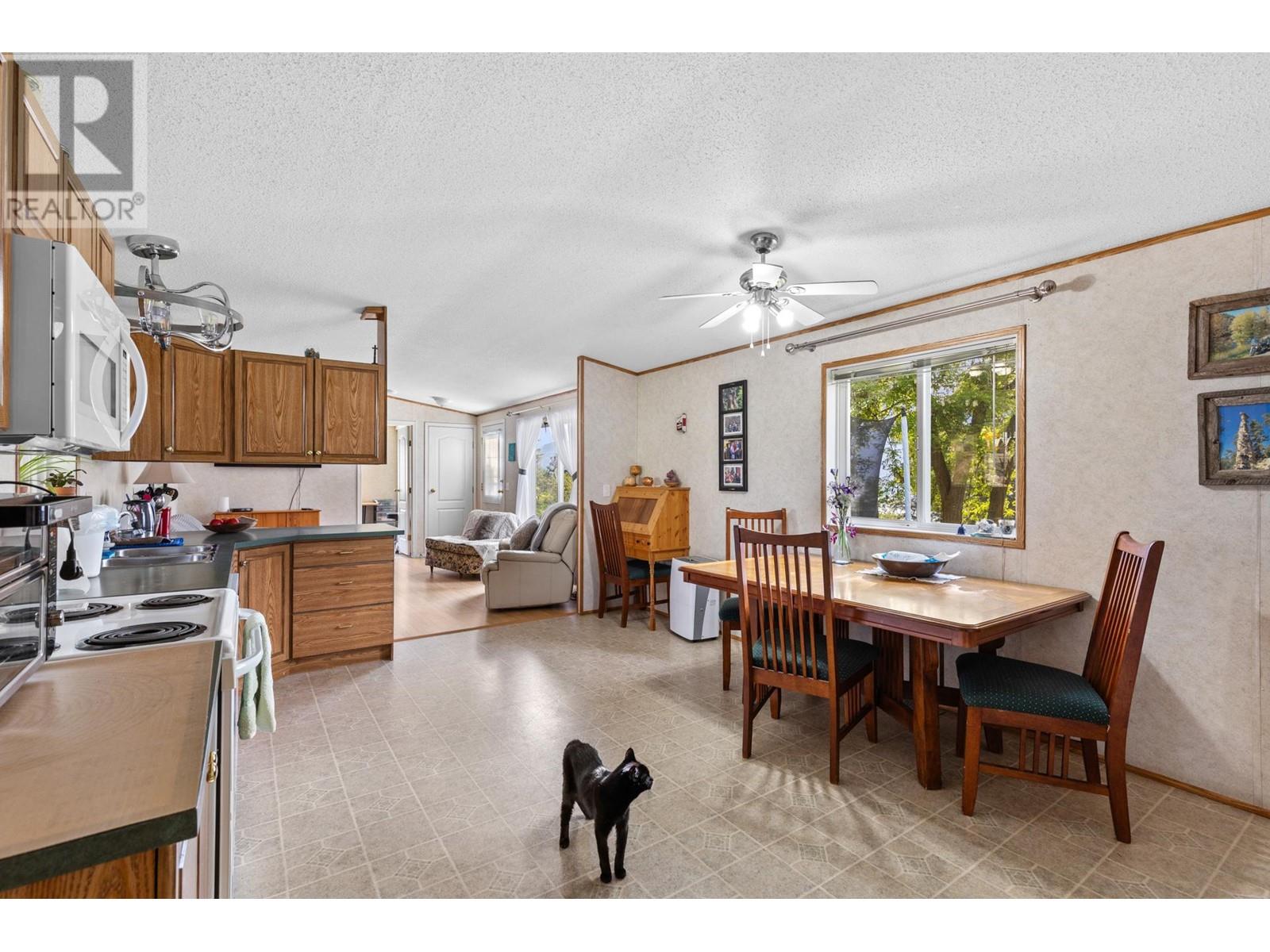  5574 Stubbs Road, Lake Country