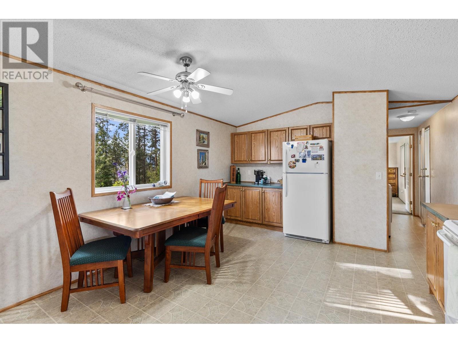 5574 Stubbs Road, Lake Country