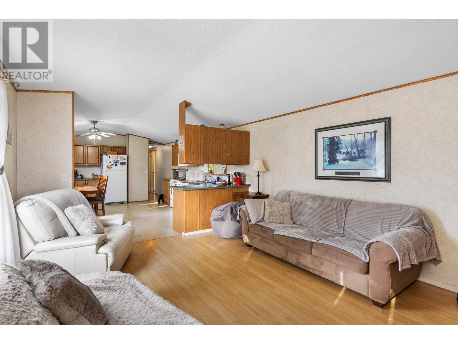  5574 Stubbs Road, Lake Country