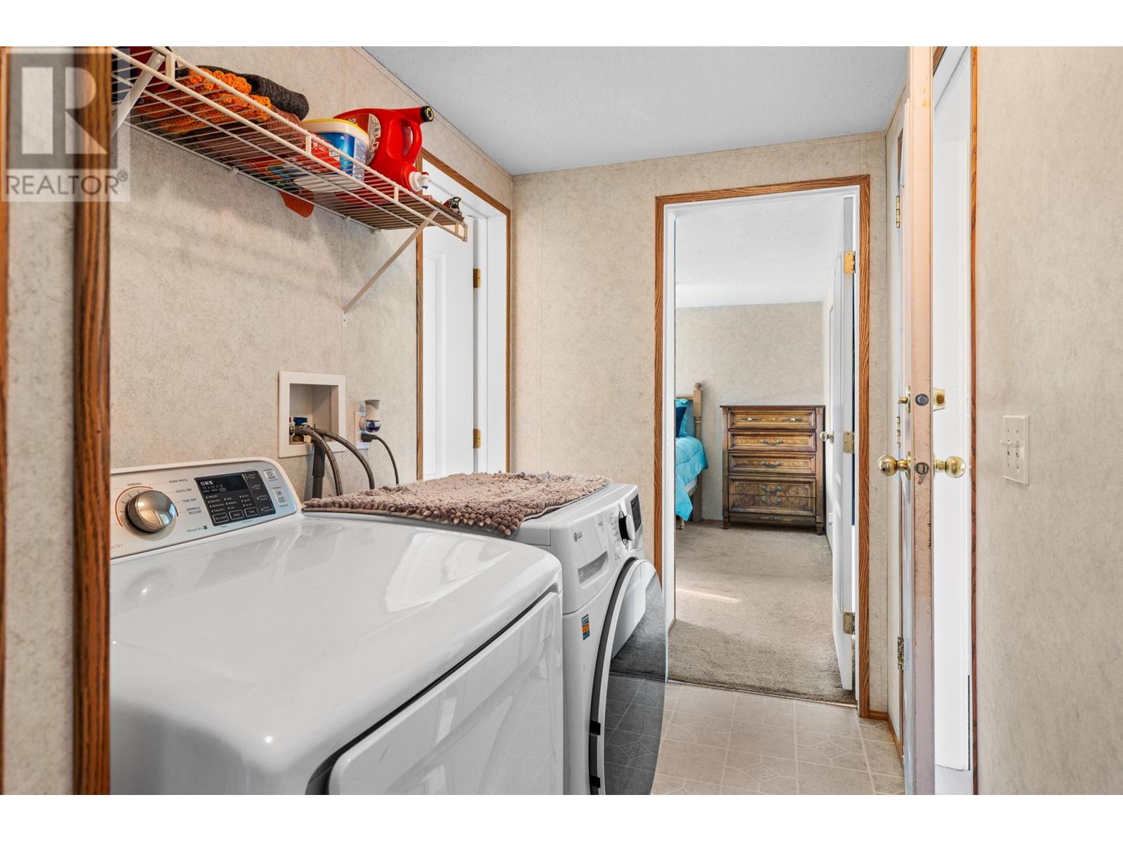  5574 Stubbs Road, Lake Country