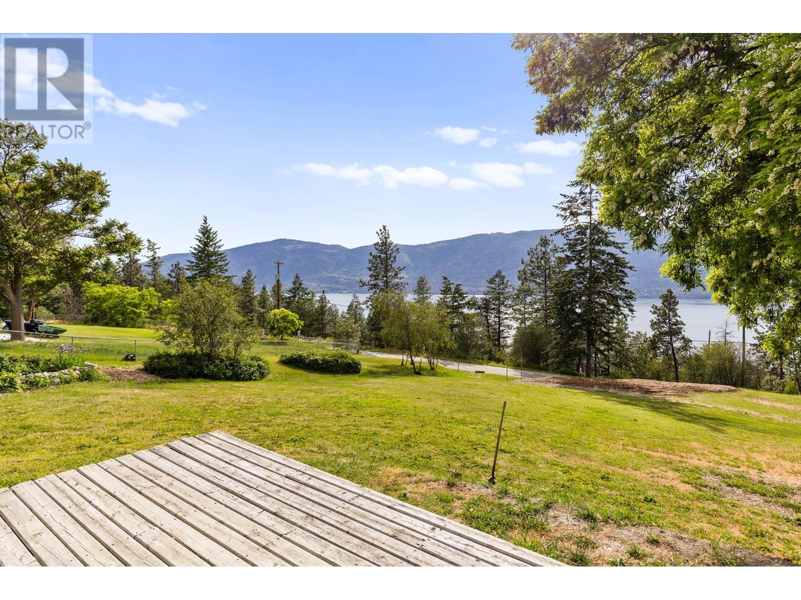  5574 Stubbs Road, Lake Country