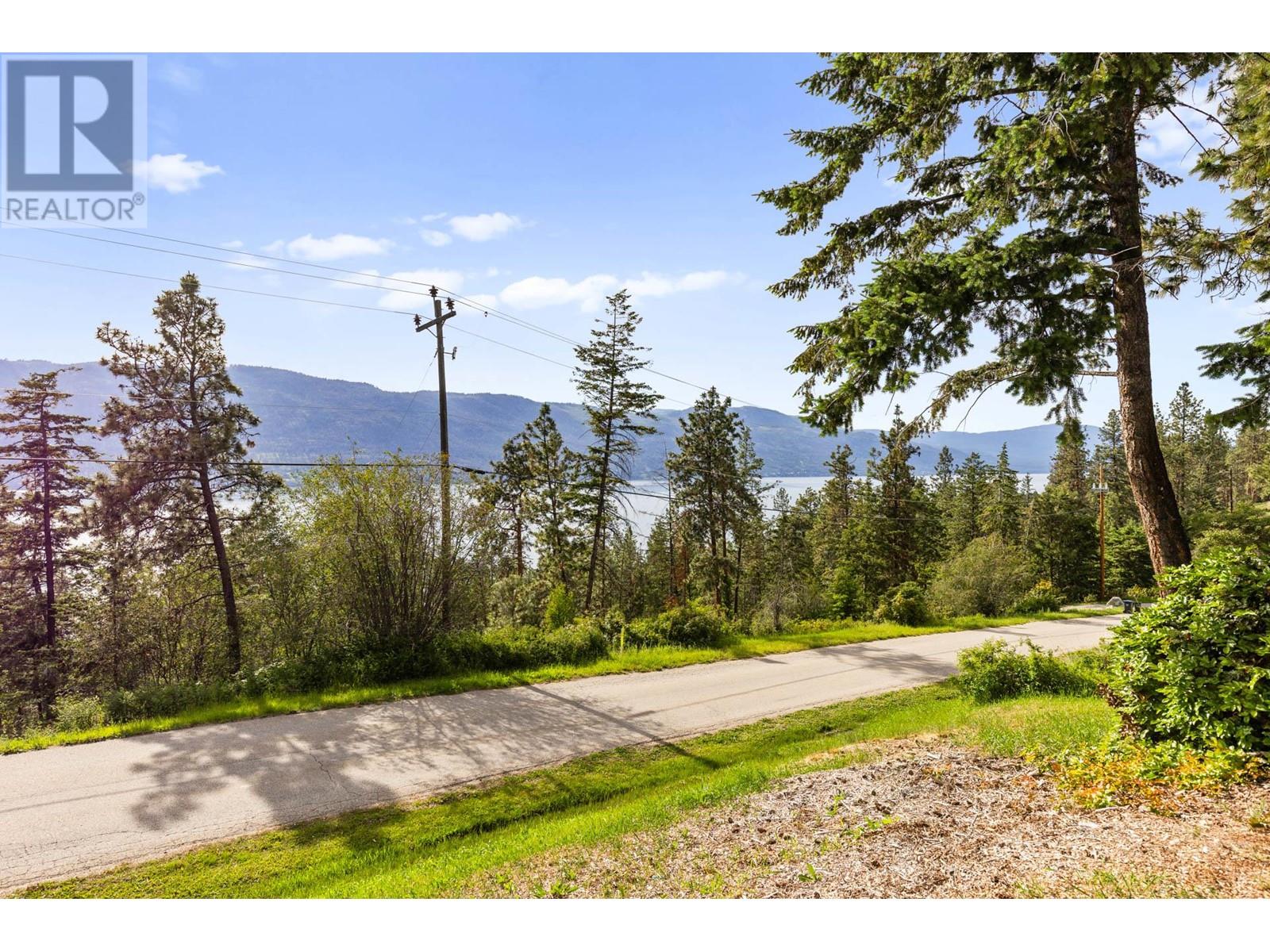  5574 Stubbs Road, Lake Country