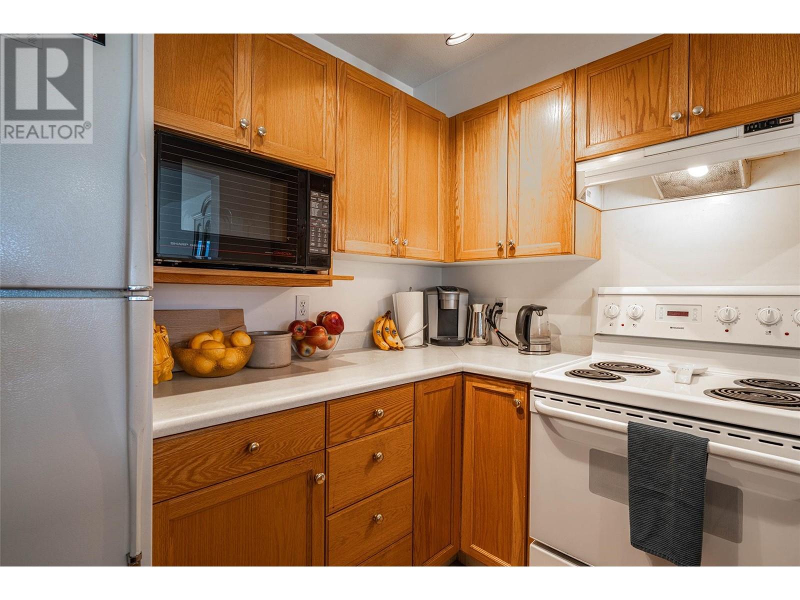 403 3320 Centennial Drive, Vernon