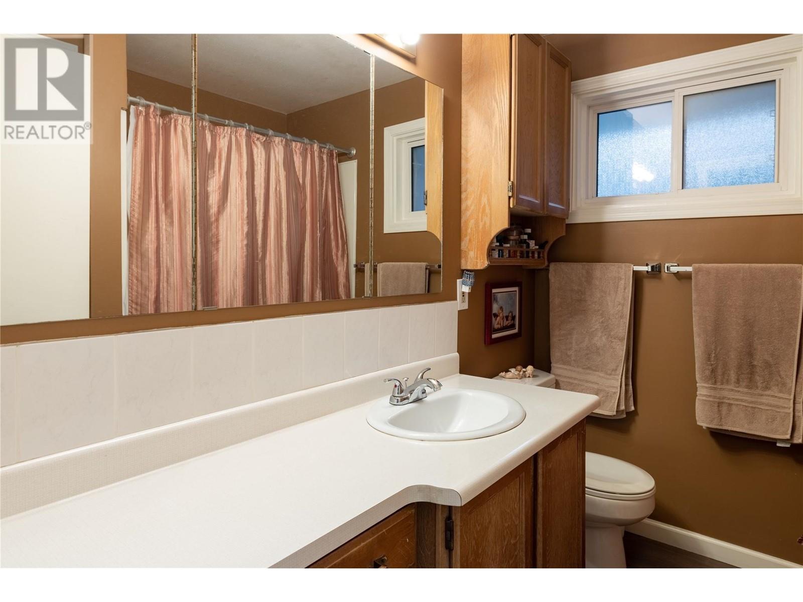  10750 Highway 97 Highway, Lake Country