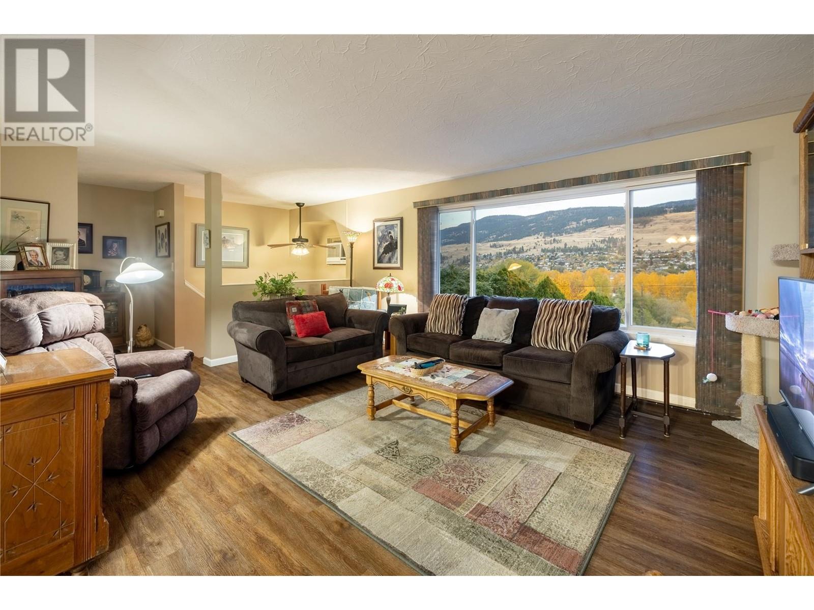 10750 Highway 97 Highway, Lake Country