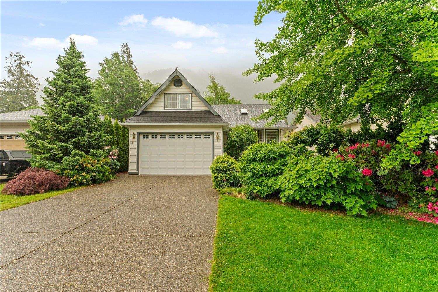 311 MIAMI RIVER DRIVE, Harrison Hot Springs, Harrison Hot Springs