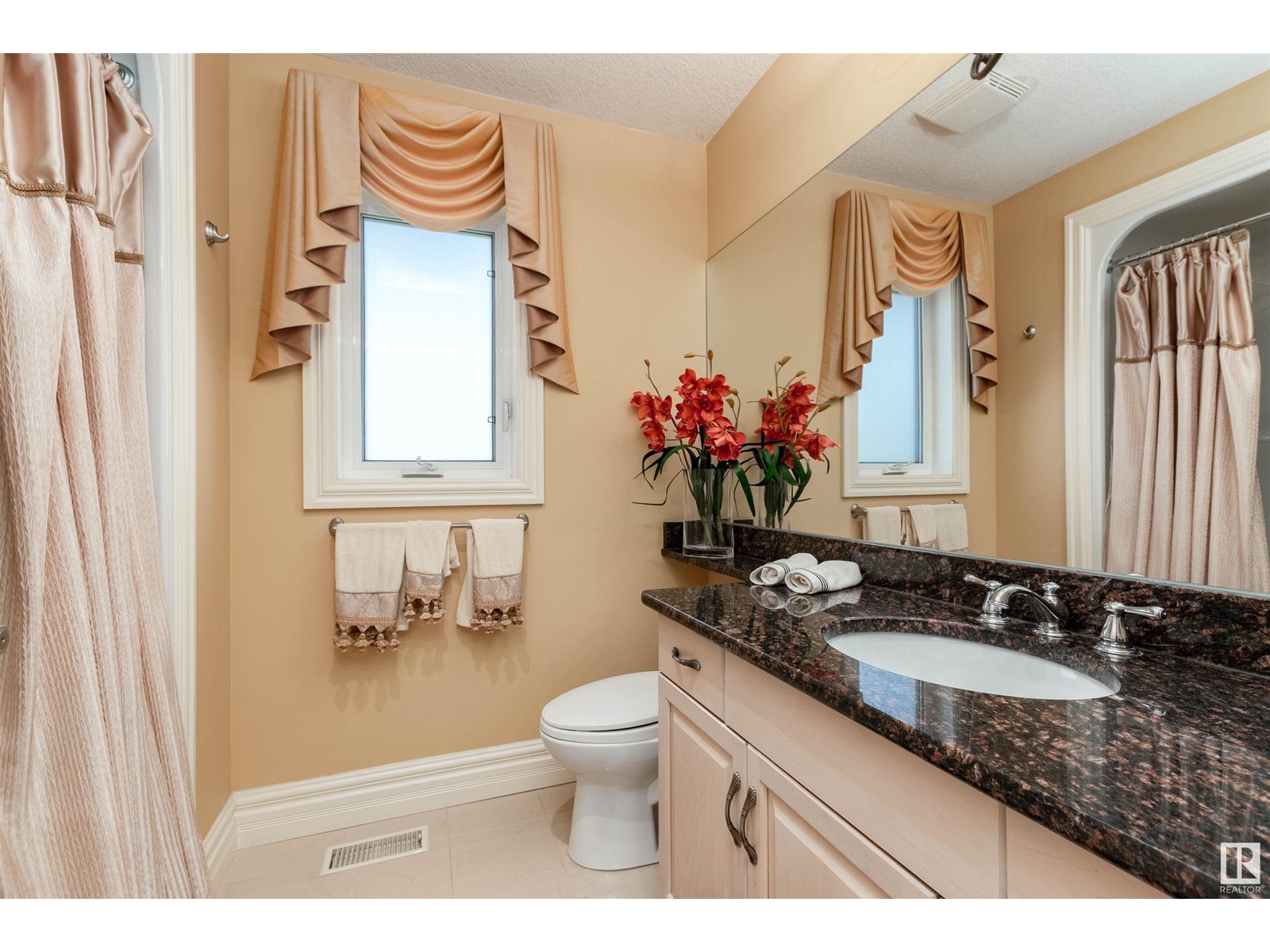 Photo 10 of 392 52304 Rge Road 233, Rural Strathcona County AB
