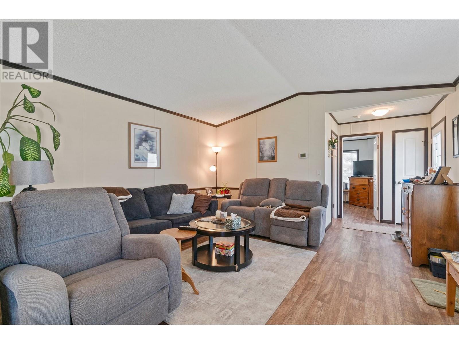 Photo 10 of 504 Pine Street Unit 3, Chase BC