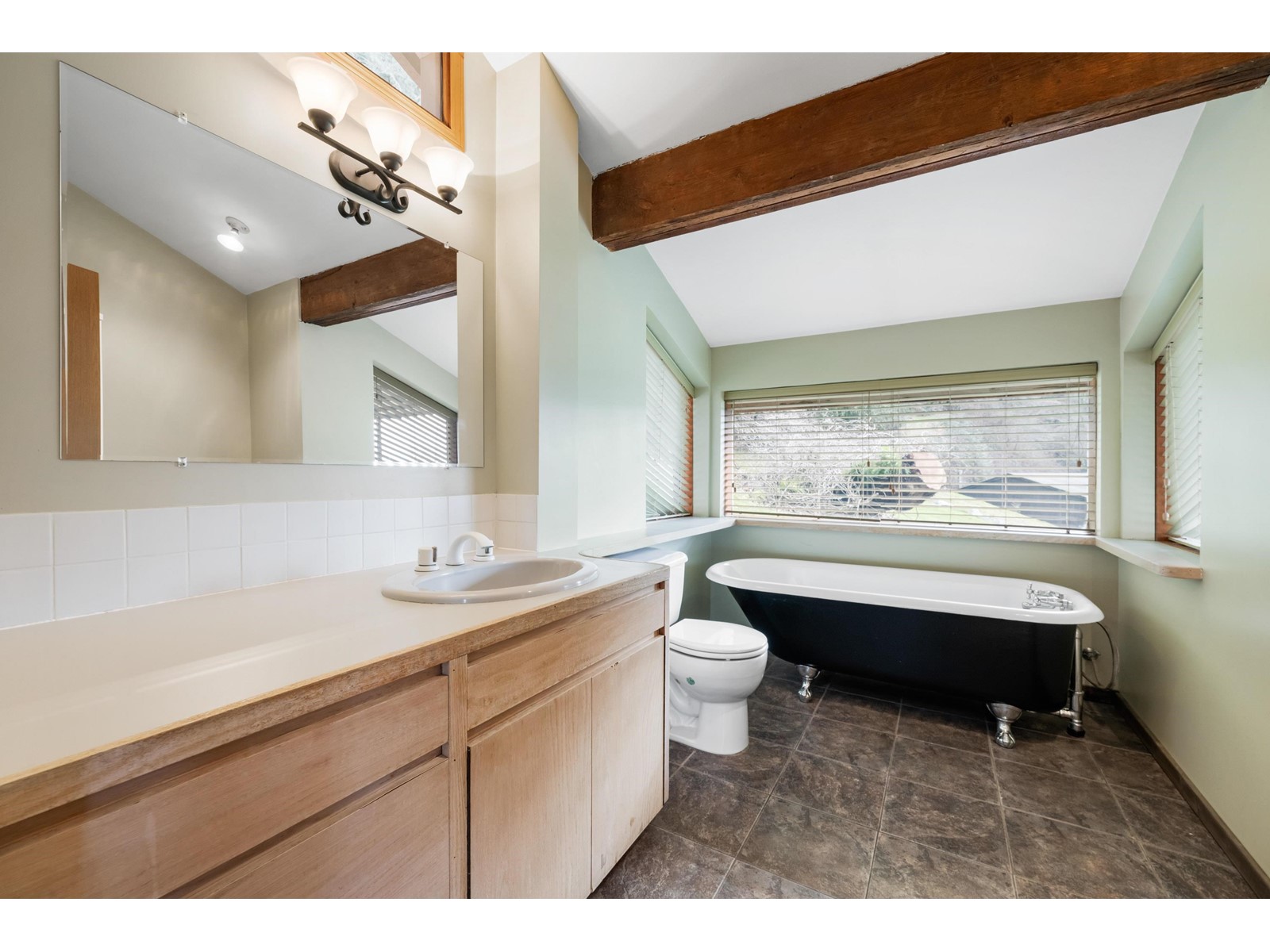 Photo 24 of 2220 Tolmie Road, Abbotsford BC