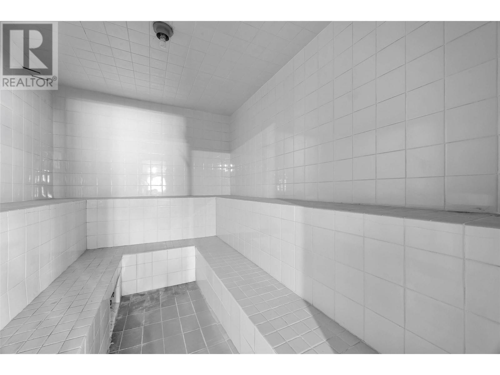 #14 5485 LAC LE JEUNE ROAD - Image 30