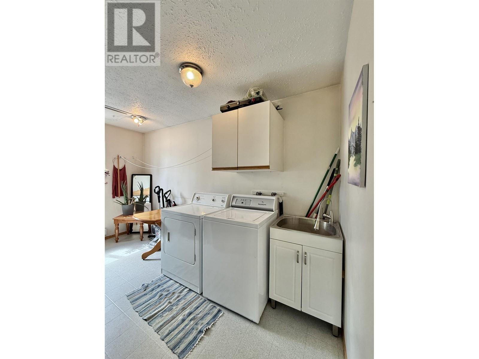 1449 ENRIGHT ROAD, McLeese Lake