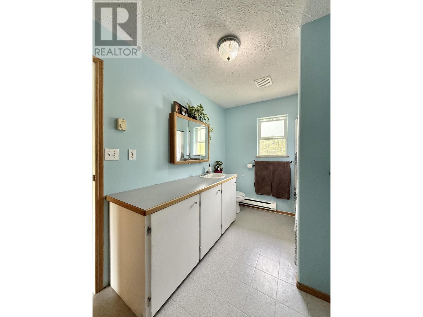 1449 ENRIGHT ROAD, McLeese Lake