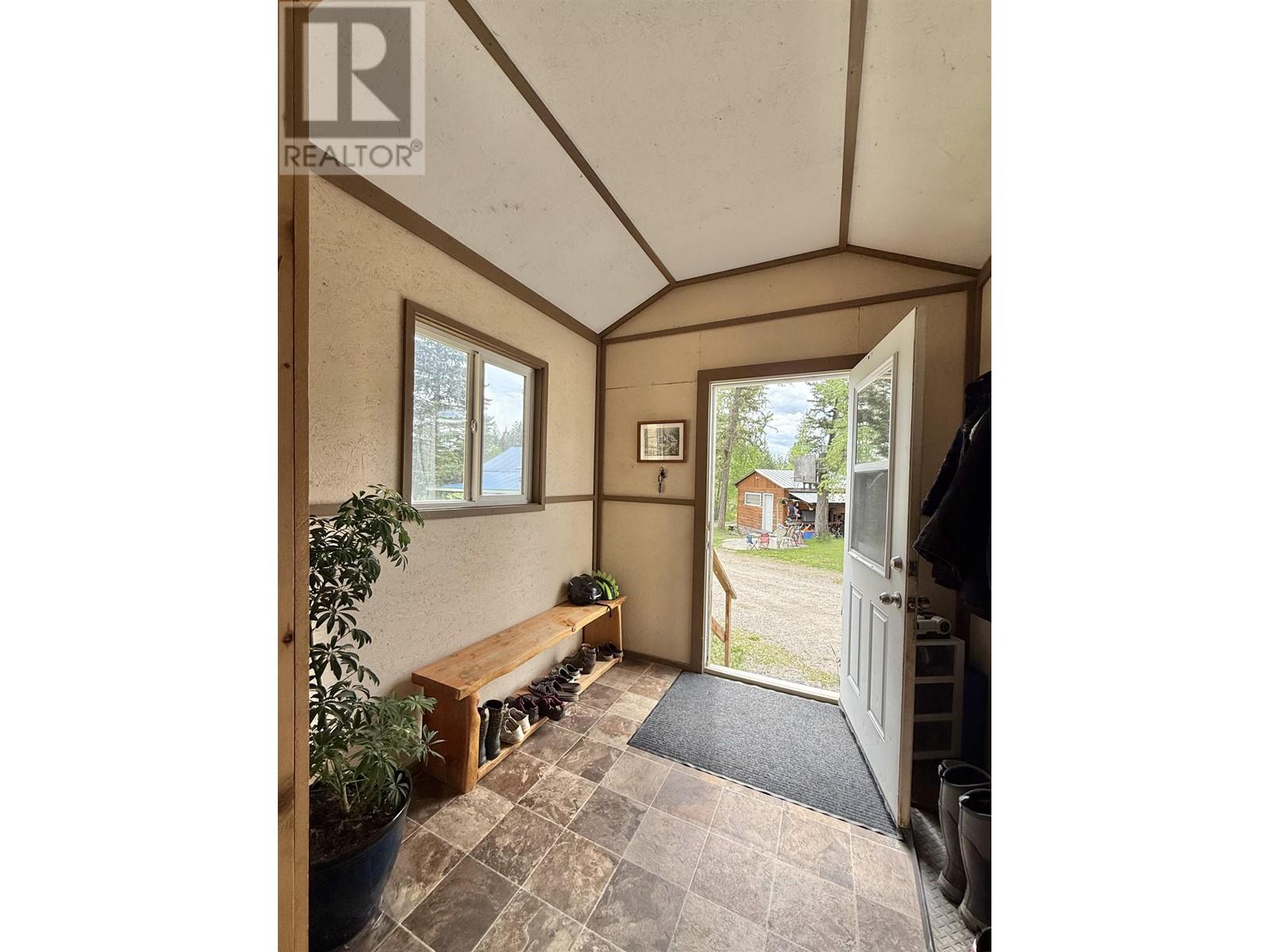 1449 ENRIGHT ROAD, McLeese Lake
