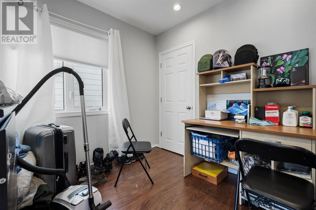 Single Family House Bungalow for Sale in   Avenue NW Mount Pleasant Calgary 