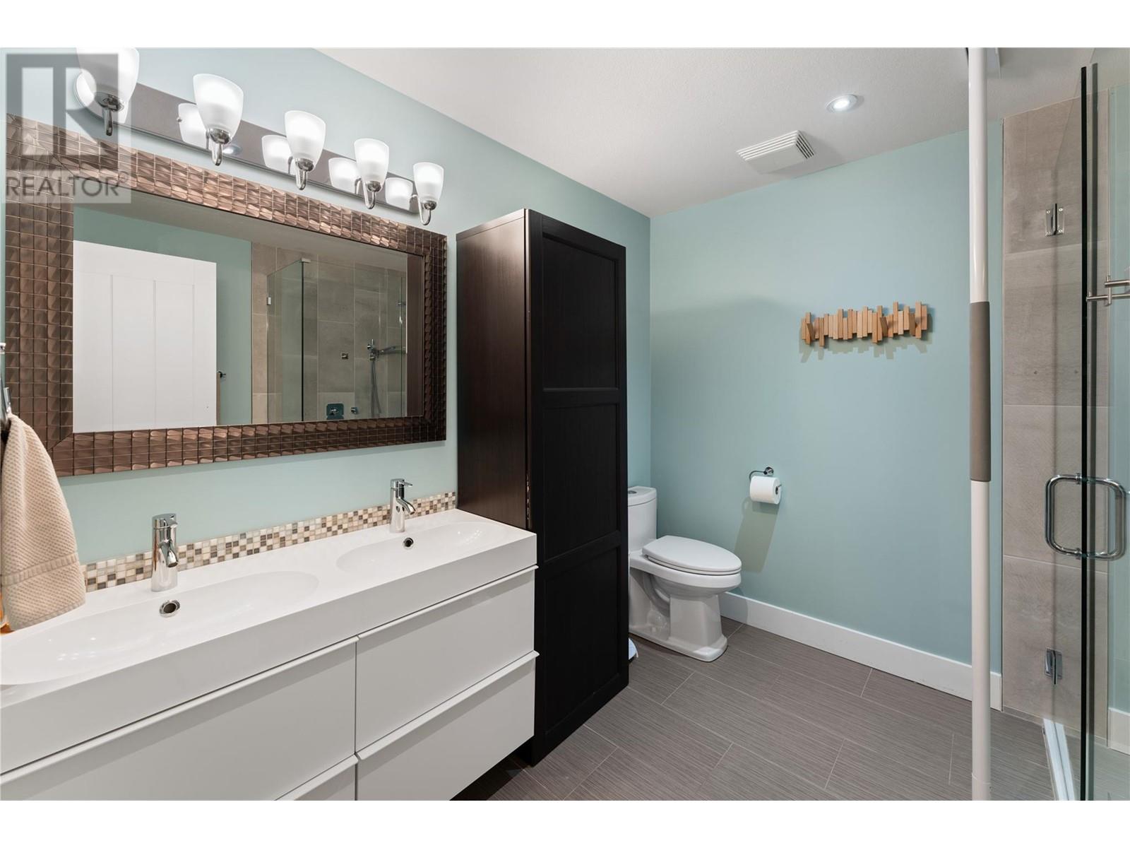  302 Upper Canyon Drive, Kelowna