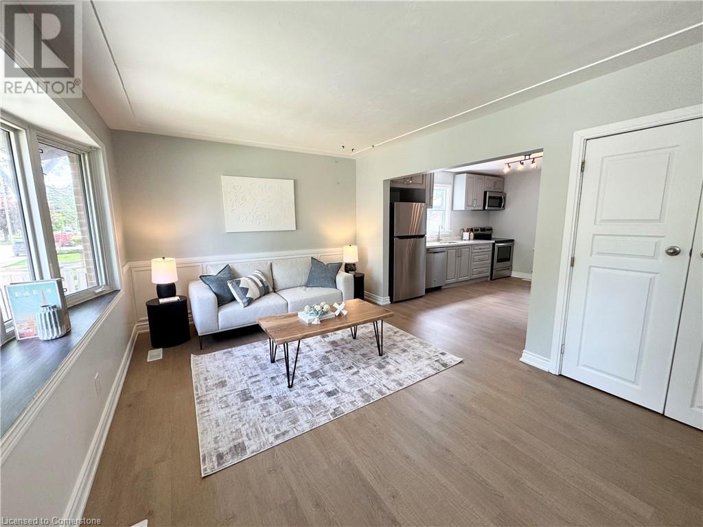 Photo 9 of 26 Grandfield Street, Hamilton ON