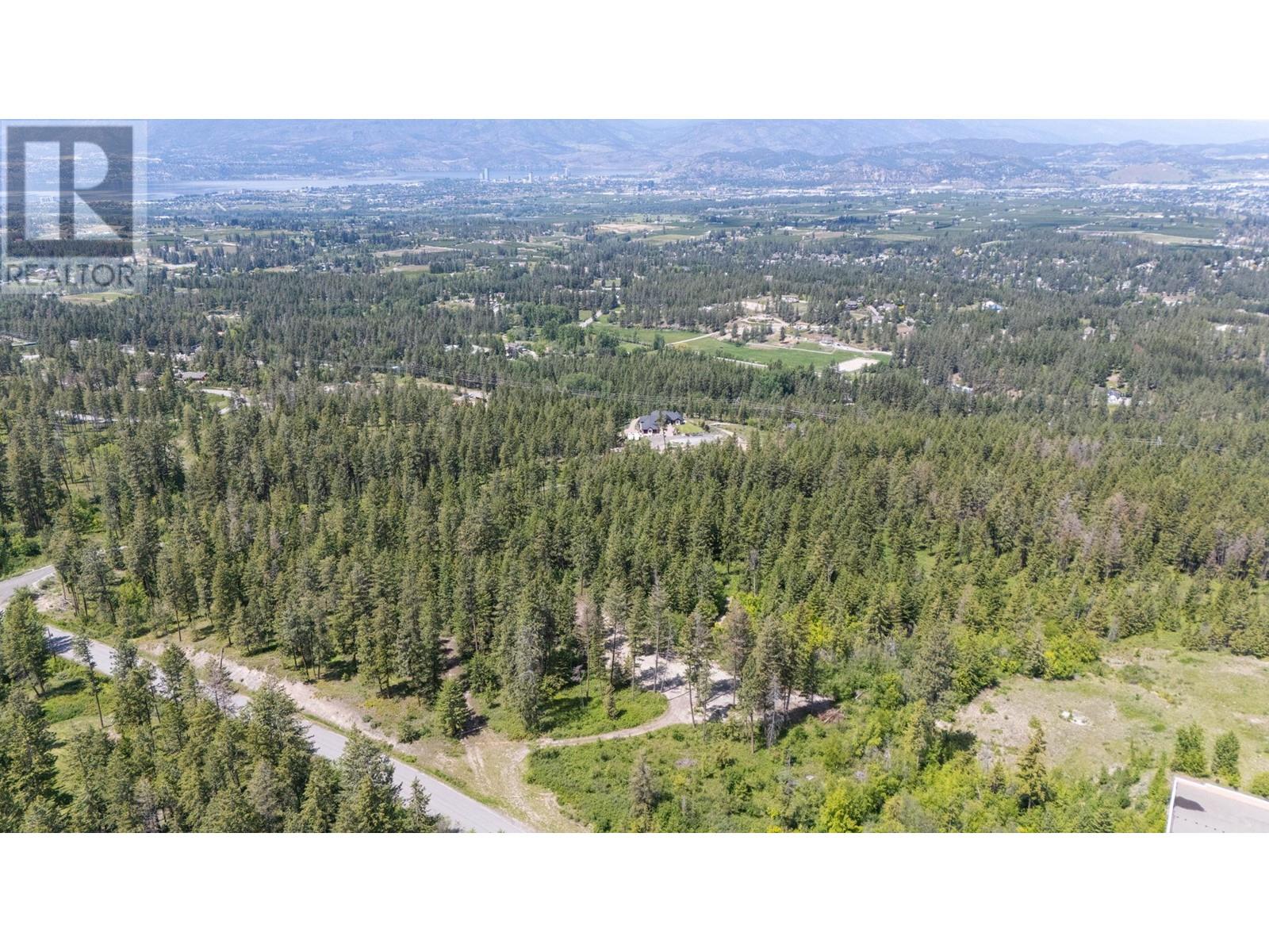  4410A June Springs Road, Kelowna