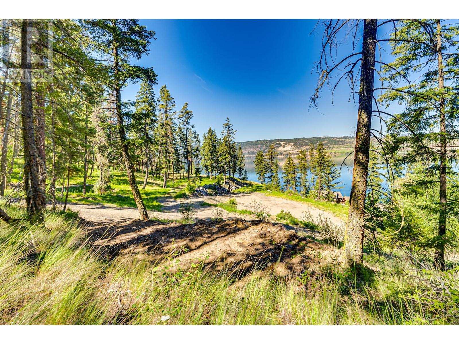 5649 Cosens Bay Road Unit# 28 Lot# 28, Coldstream