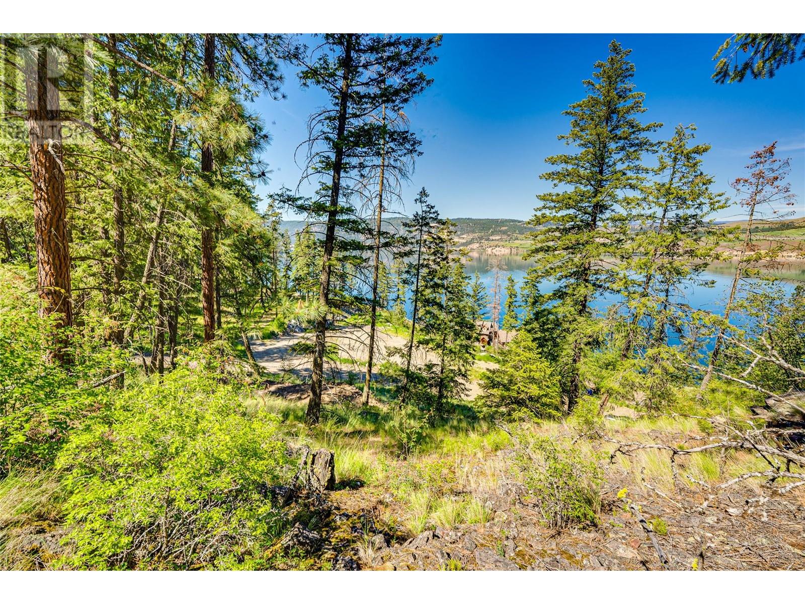 5649 Cosens Bay Road Unit# 28 Lot# 28, Coldstream