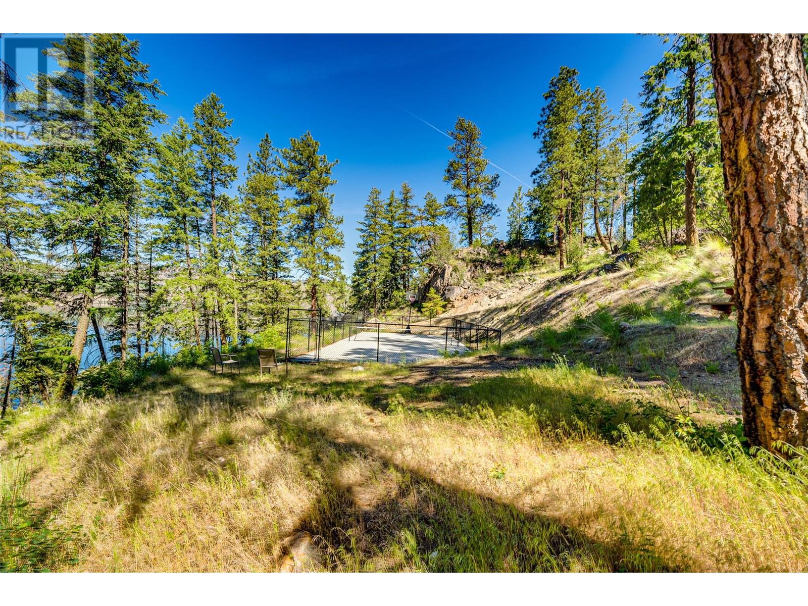 5649 Cosens Bay Road Unit# 28 Lot# 28, Coldstream