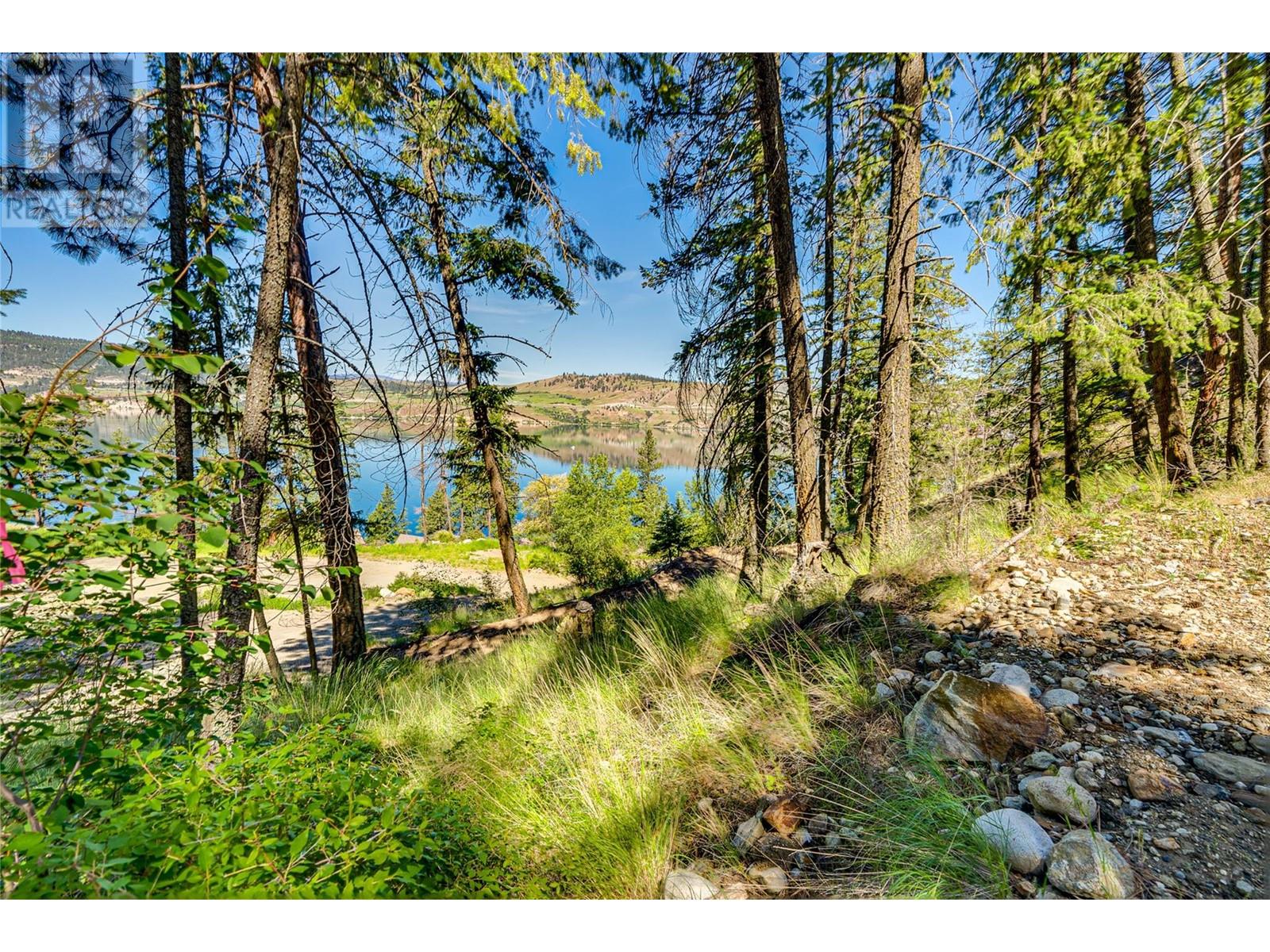 5649 Cosens Bay Road Unit# 28 Lot# 28, Coldstream