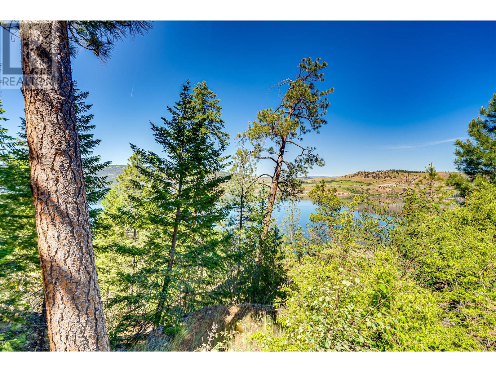 5649 Cosens Bay Road Unit# 28 Lot# 28, Coldstream