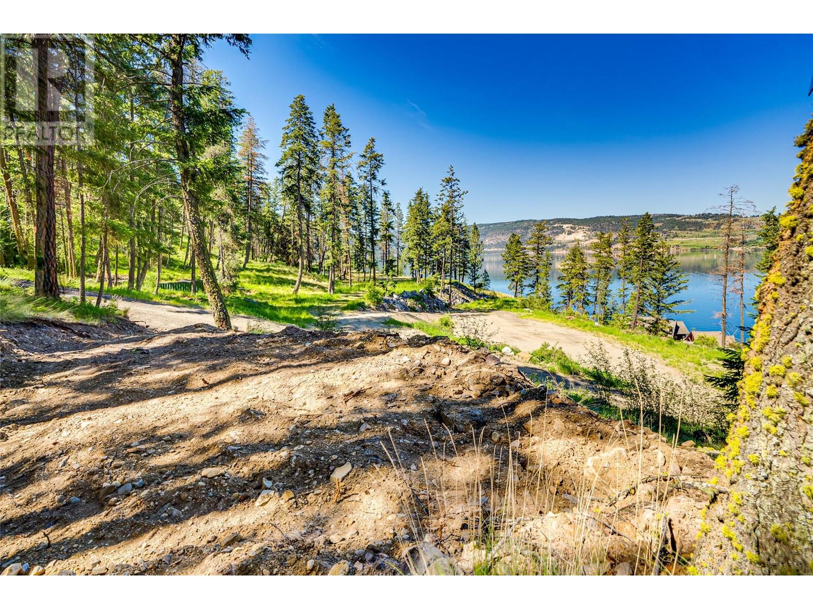 5649 Cosens Bay Road Unit# 28 Lot# 28, Coldstream