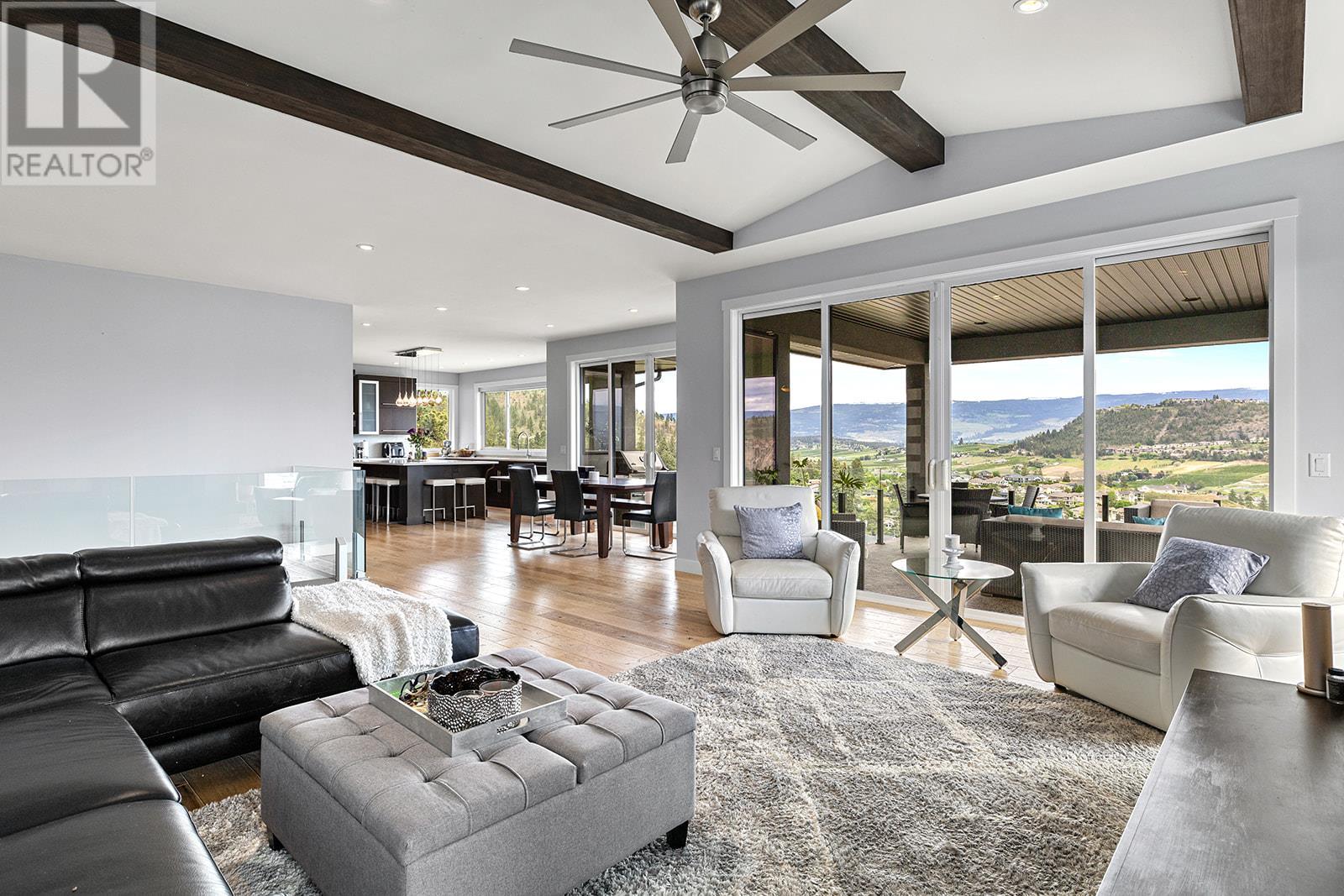  718 Highpointe Drive, Kelowna