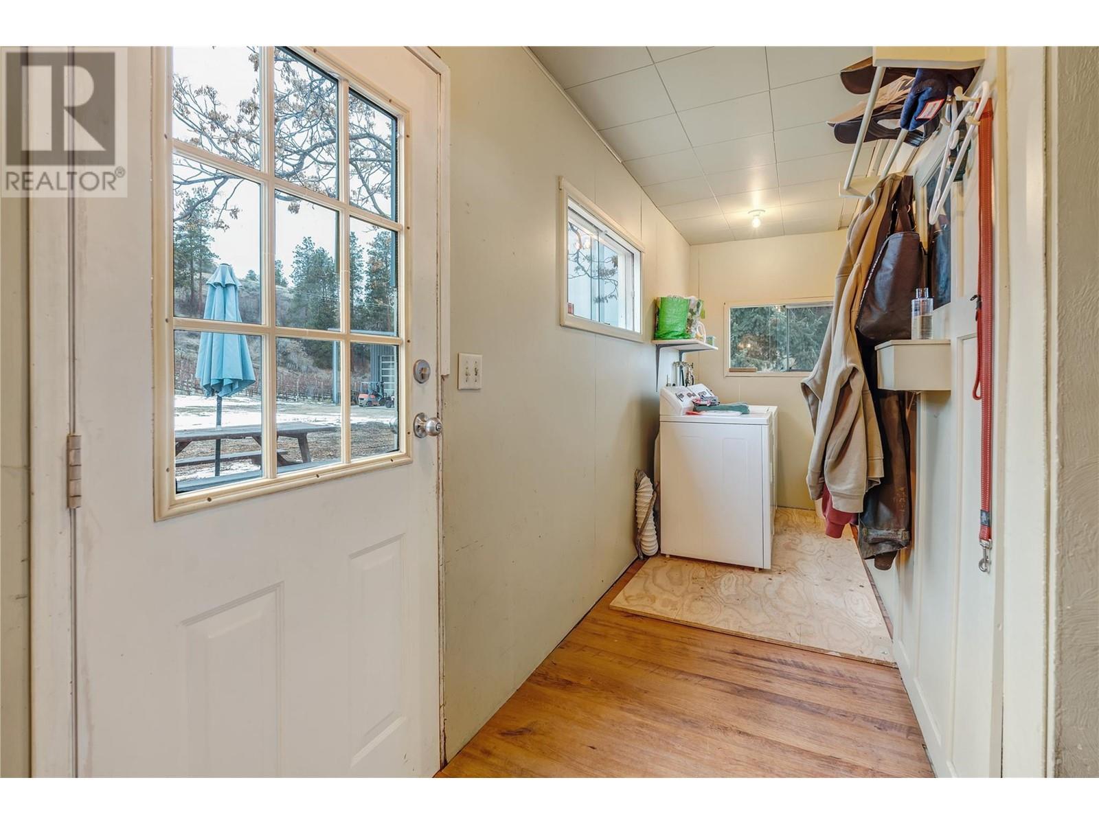  5214 Monro Avenue, Summerland