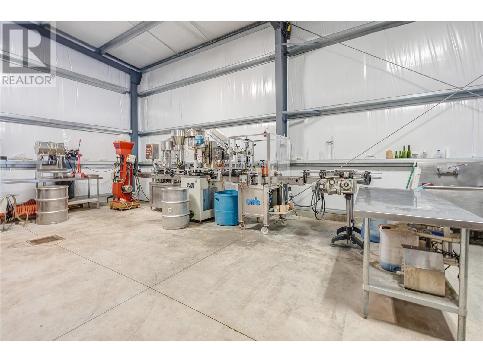  5214 Monro Avenue, Summerland