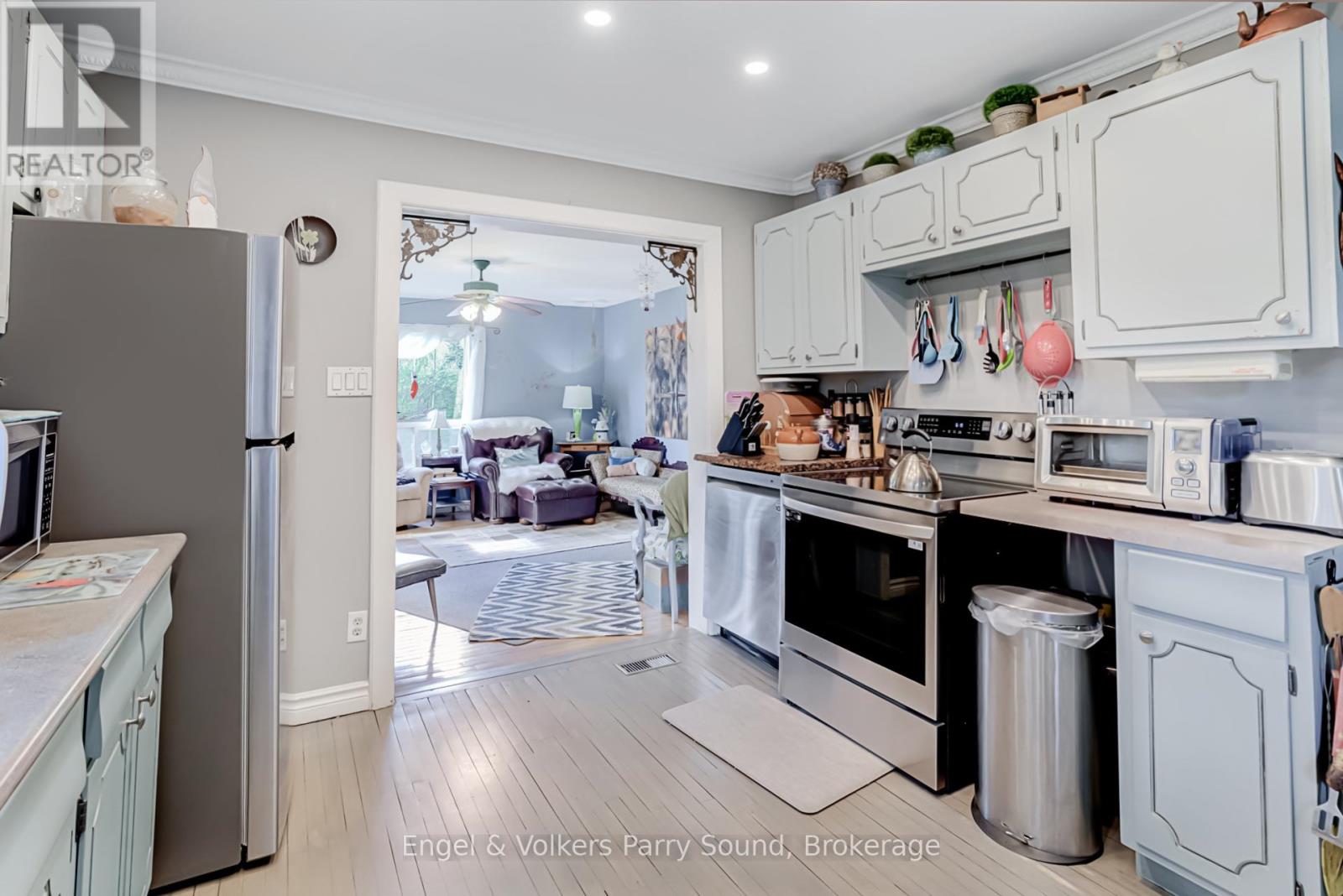 Photo 11 of 34 Gordon Point Road, Magnetawan ON