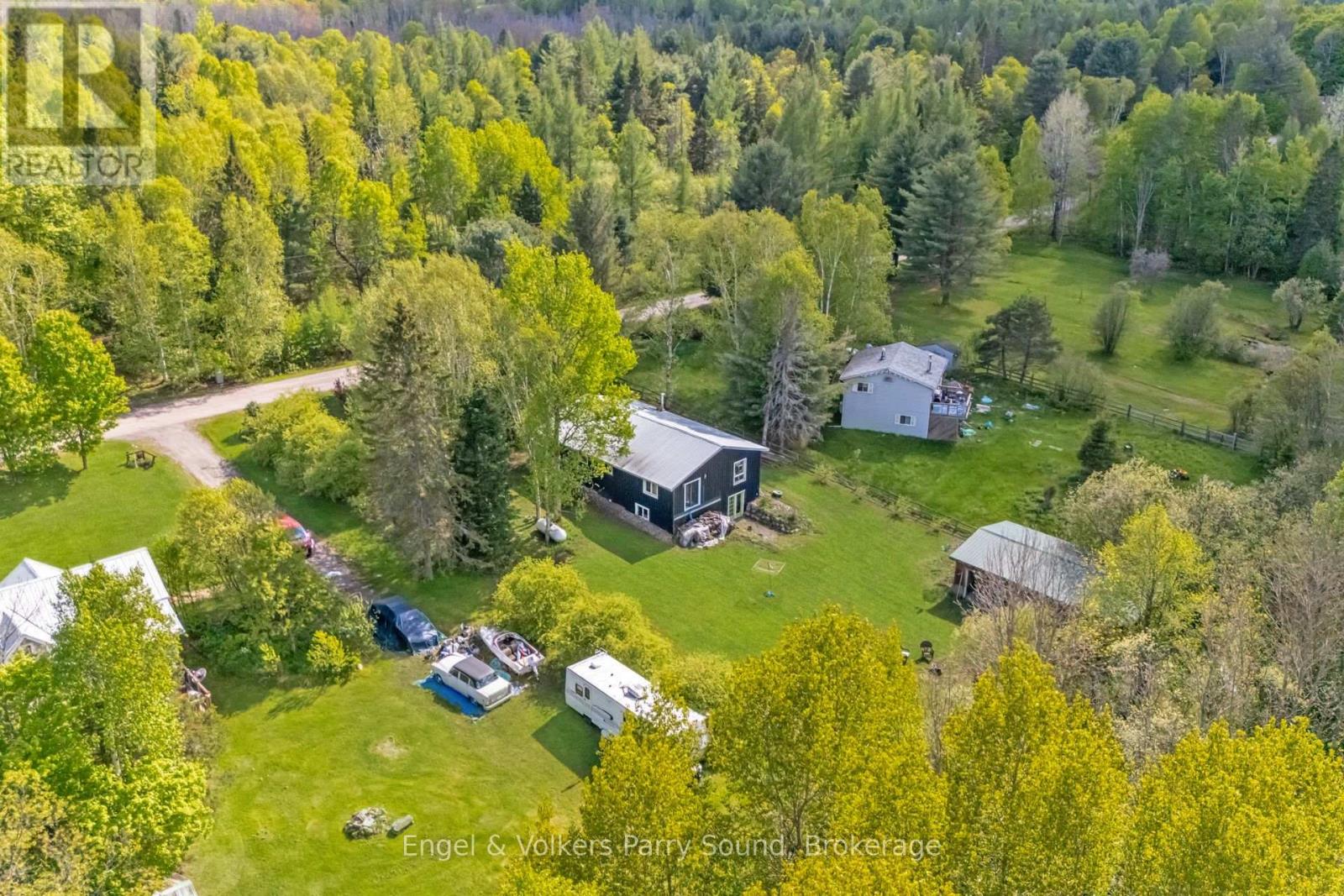 Photo 42 of 34 Gordon Point Road, Magnetawan ON