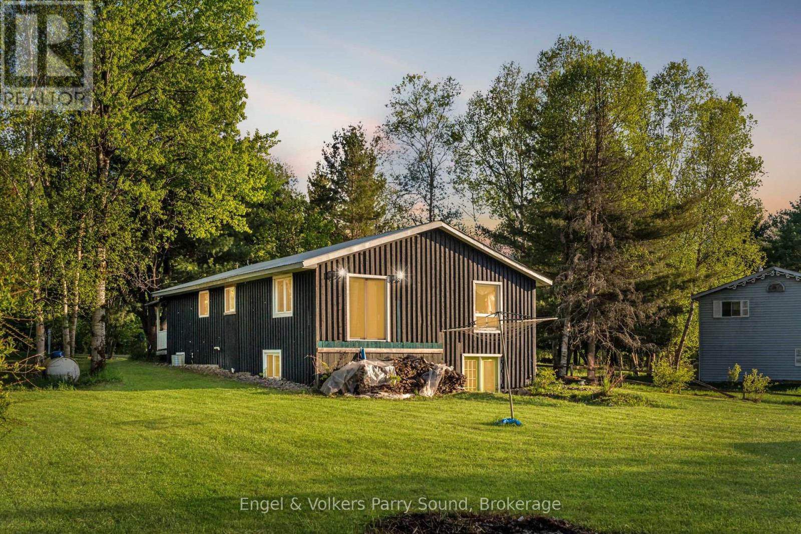 Photo 45 of 34 Gordon Point Road, Magnetawan ON