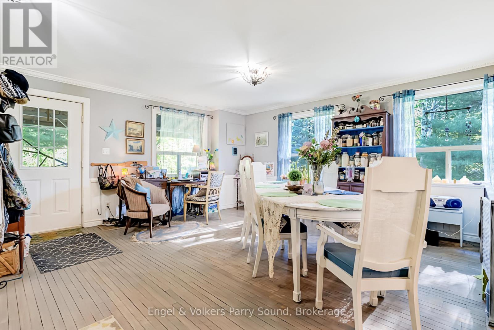 Photo 5 of 34 Gordon Point Road, Magnetawan ON