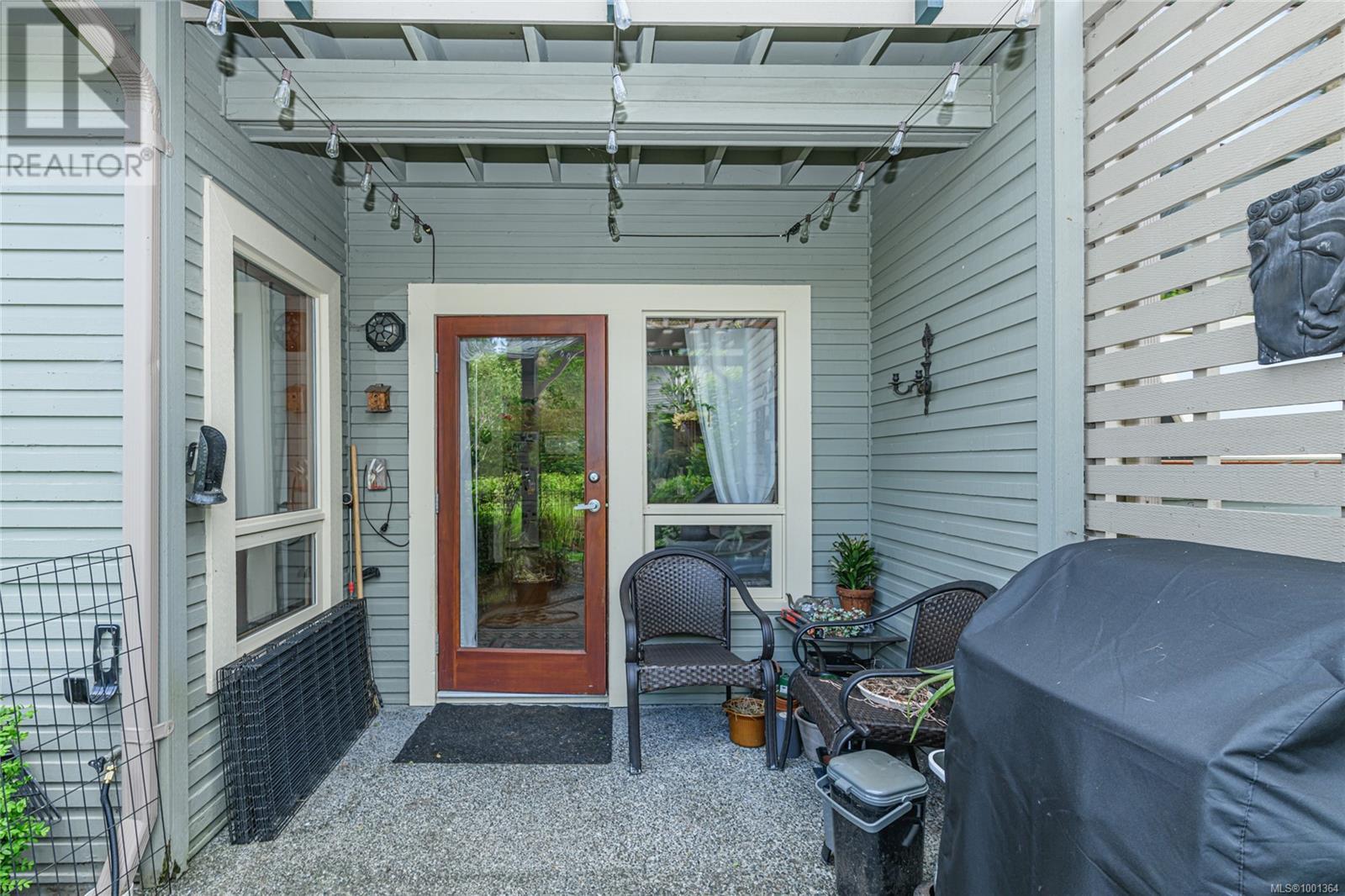 11 133 Corbett Rd, Salt Spring