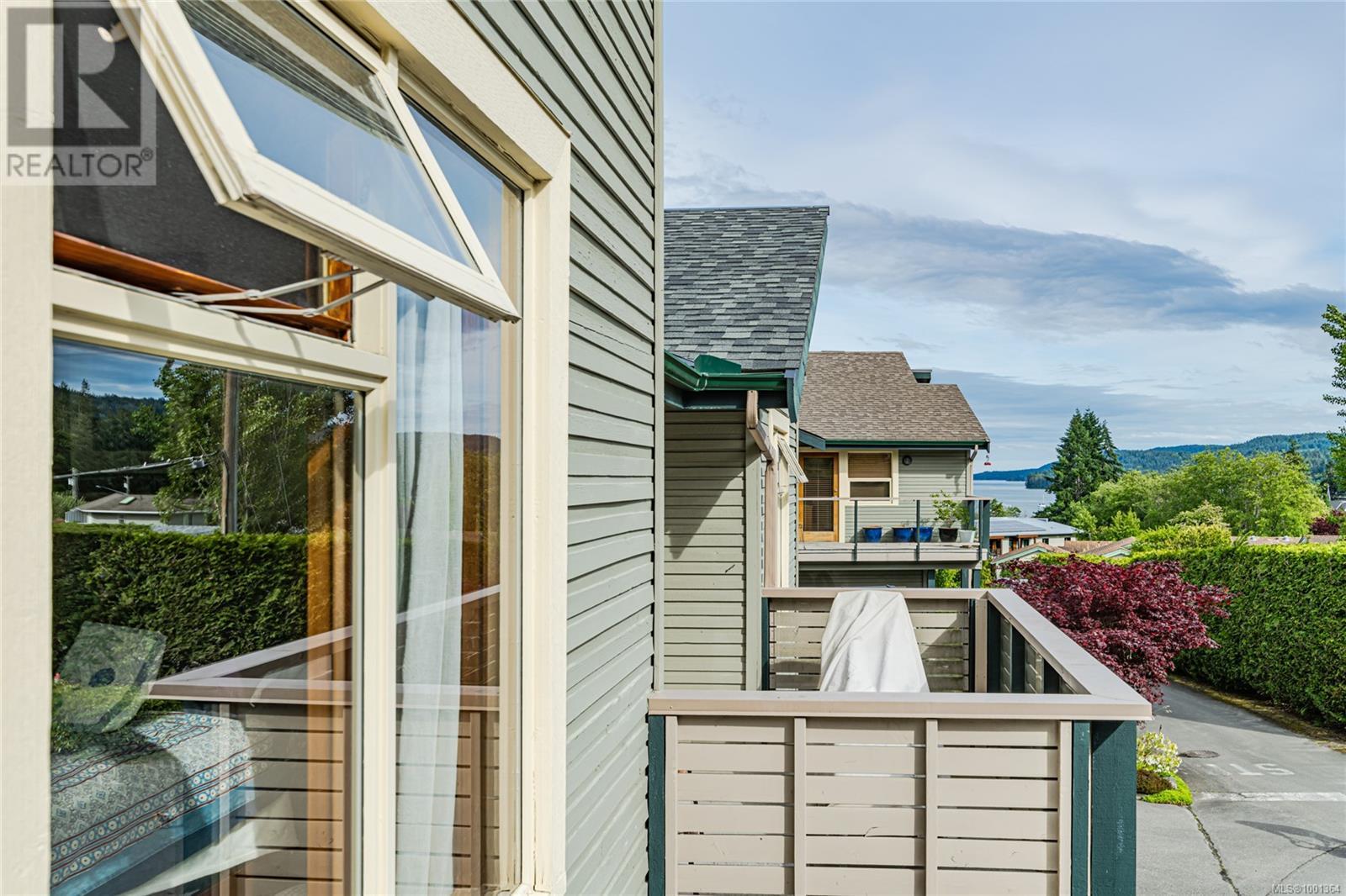 11 133 Corbett Rd, Salt Spring