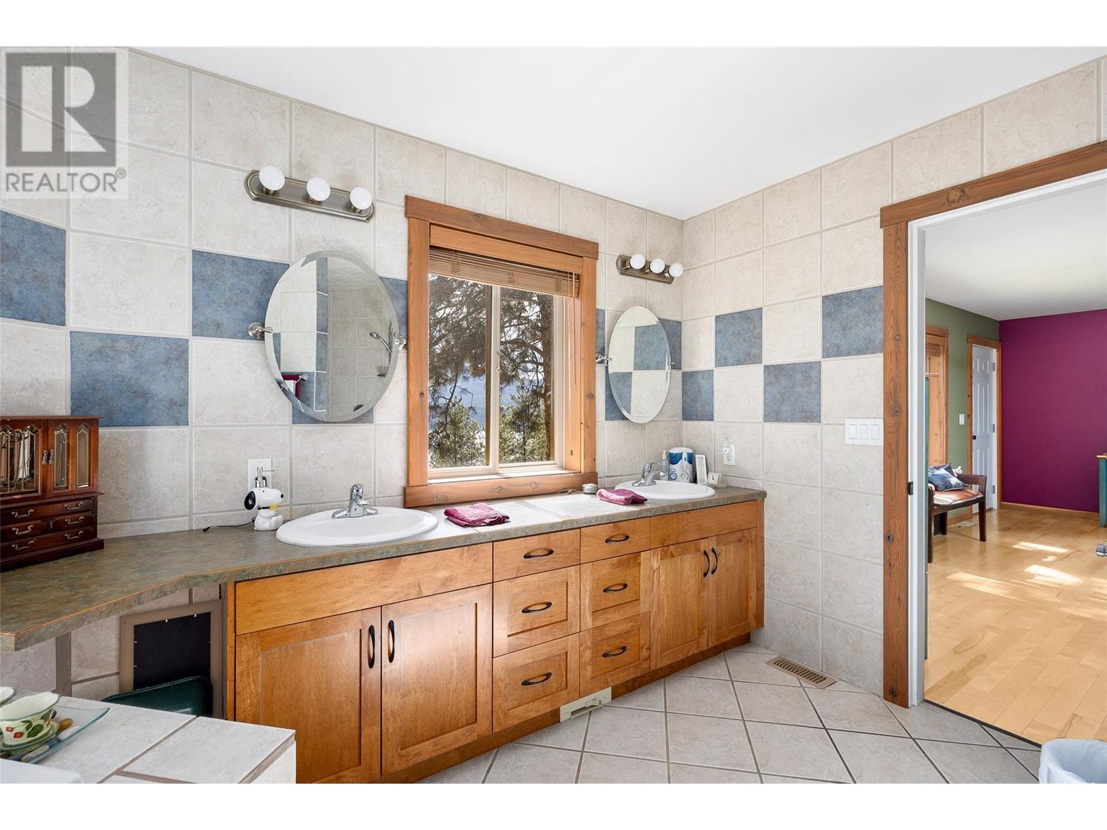  17142 Commonage Road, Lake Country